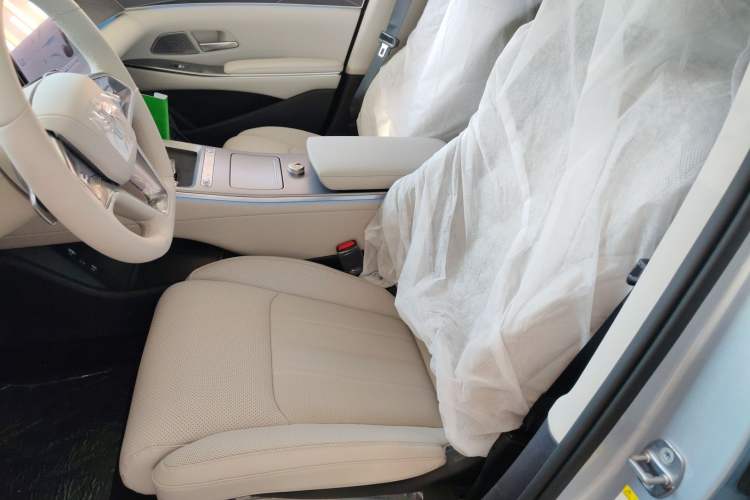 Used BYD Han L 2025 DM-i 200km LiDAR Flagship Model Left Front Seat