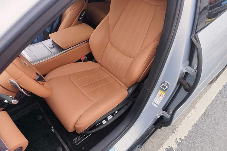 Used BYD Han L 2025 EV Four-Wheel Drive LiDAR Flagship Model Left Front Seat