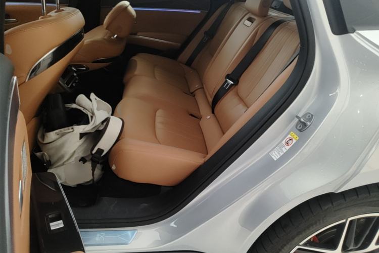 Used BYD Han L 2025 EV Four-Wheel Drive LiDAR Flagship Model Left Rear Seat