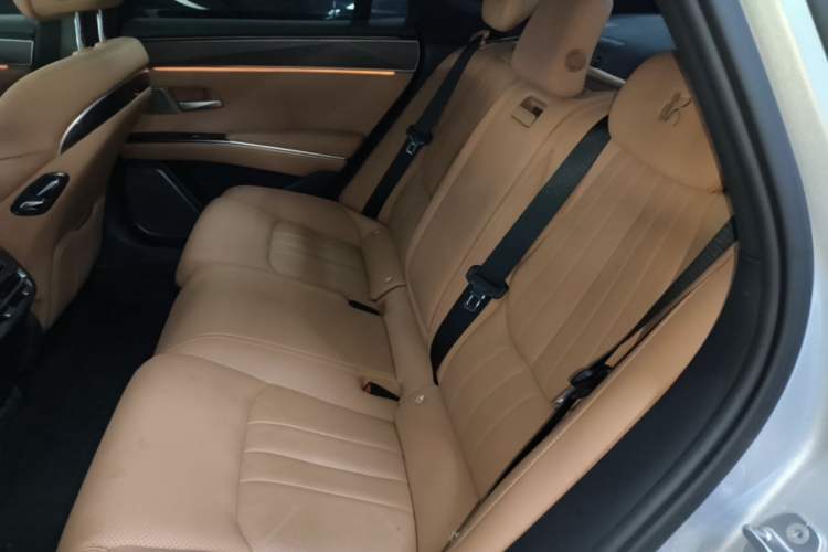 Used BYD Han L 2025 EV Four-Wheel Drive LiDAR Flagship Model Left Rear Seat