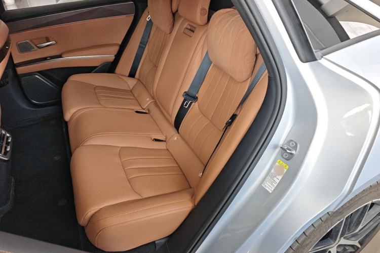 Used BYD Han L 2025 EV Four-Wheel Drive LiDAR Flagship Model Left Rear Seat