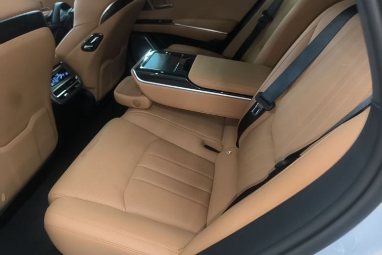 Used BYD Han L 2025 EV Four-Wheel Drive LiDAR Flagship Model Left Rear Seat