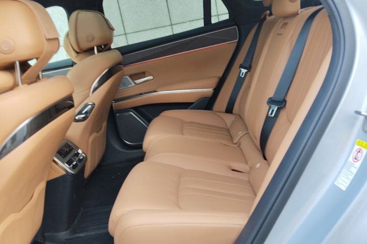Used BYD Han L 2025 EV Four-Wheel Drive LiDAR Flagship Model Left Rear Seat