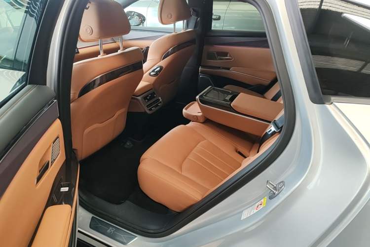 Used BYD Han L 2025 EV Four-Wheel Drive LiDAR Flagship Model Left Rear Seat