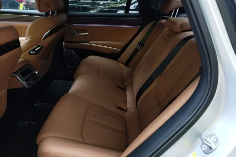 Used BYD Han L 2025 EV Four-Wheel Drive LiDAR Flagship Model Left Rear Seat