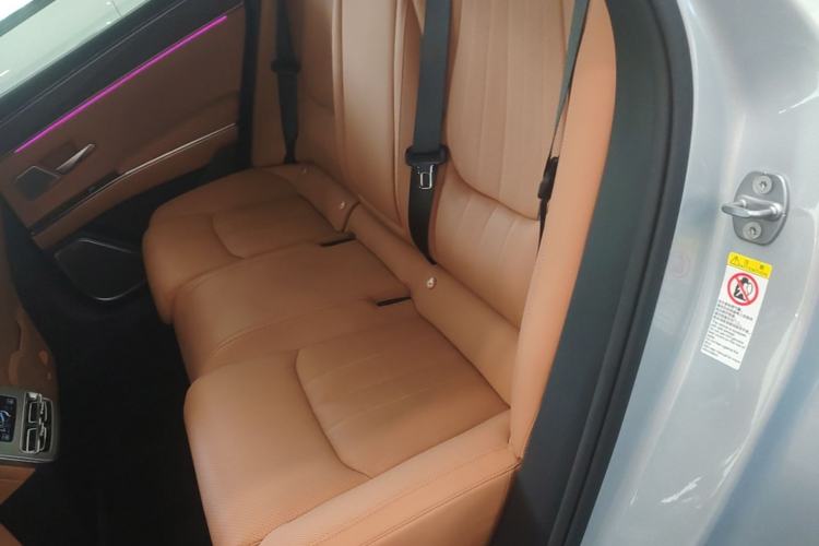 Used BYD Han L 2025 EV Four-Wheel Drive LiDAR Flagship Model Left Rear Seat