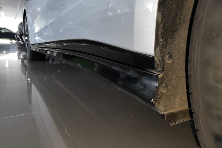 Used BYD Han L 2025 EV Four-Wheel Drive LiDAR Flagship Model Left Side Sill