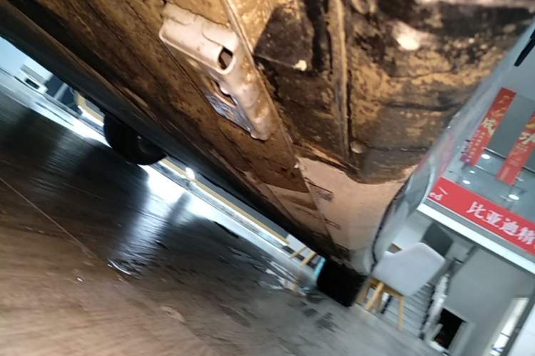 Used BYD Han L 2025 DM-p Four-Wheel-Drive LiDAR Flagship Model Left Side Sill