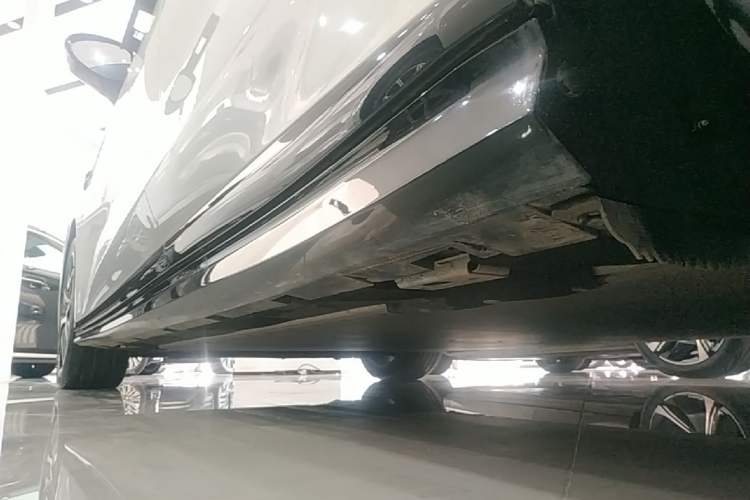 Used BYD Han L 2025 EV Four-Wheel Drive LiDAR Flagship Model Left Side Sill