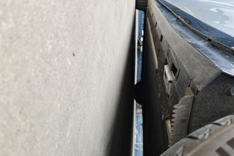 Used BYD Han L 2025 EV Four-Wheel Drive LiDAR Flagship Model Left Side Sill