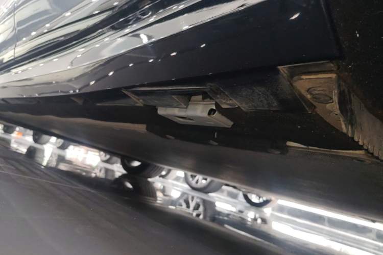 Used BYD Han L 2025 EV Four-Wheel Drive LiDAR Flagship Model Left Side Sill
