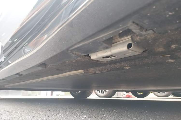 Used BYD Han L 2025 EV Four-Wheel Drive LiDAR Flagship Model Left Side Sill