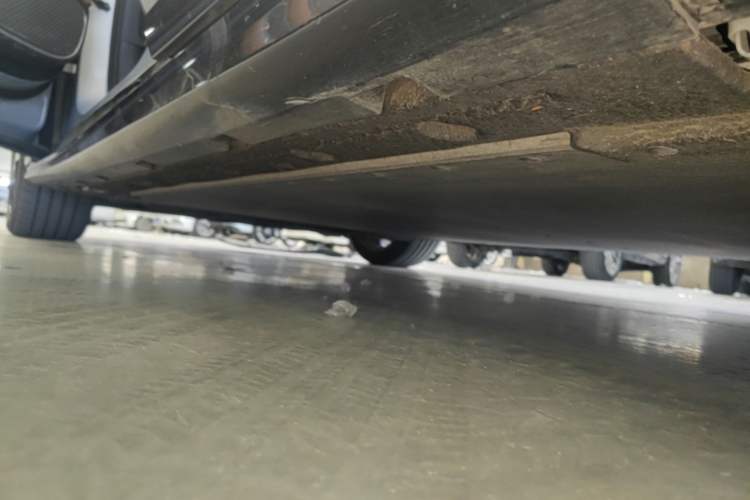 Used BYD Han L 2025 EV Four-Wheel Drive LiDAR Flagship Model Left Side Sill