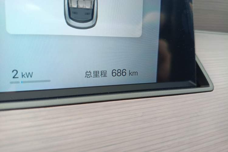 Used BYD Han L 2025 DM-p Four-Wheel-Drive LiDAR Flagship Model Odometer Close Up