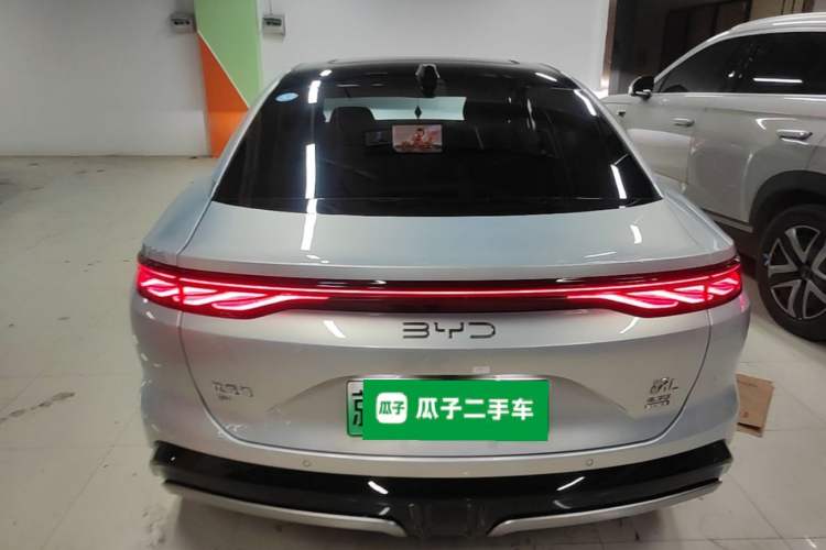 Used BYD Han L 2025 EV Four-Wheel Drive LiDAR Flagship Model Rear