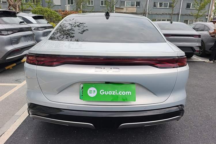 Used BYD Han L 2025 EV Four-Wheel Drive LiDAR Flagship Model Rear