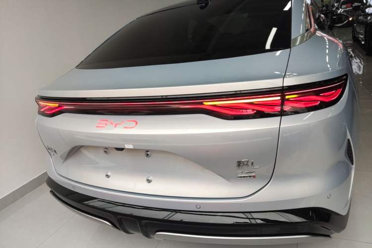Used BYD Han L 2025 EV Four-Wheel Drive LiDAR Flagship Model Rear