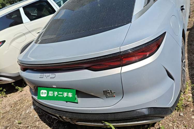 Used BYD Han L 2025 EV Four-Wheel Drive LiDAR Flagship Model Rear