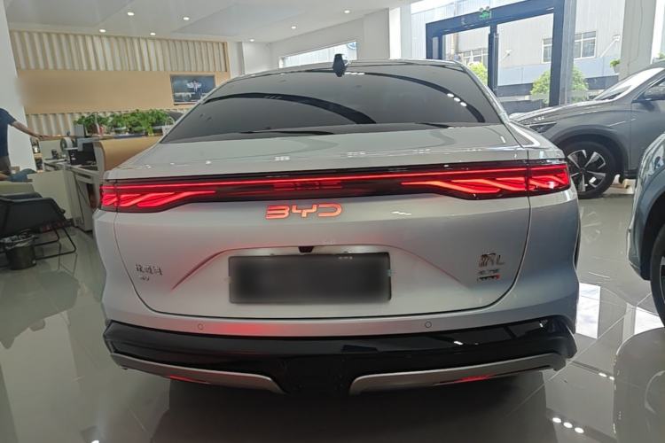 Used BYD Han L 2025 EV Four-Wheel Drive LiDAR Flagship Model Rear
