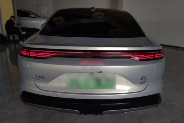 Used BYD Han L 2025 EV Four-Wheel Drive LiDAR Flagship Model Rear