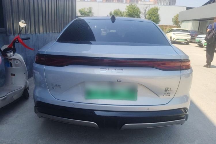 Used BYD Han L 2025 EV Four-Wheel Drive LiDAR Flagship Model Rear
