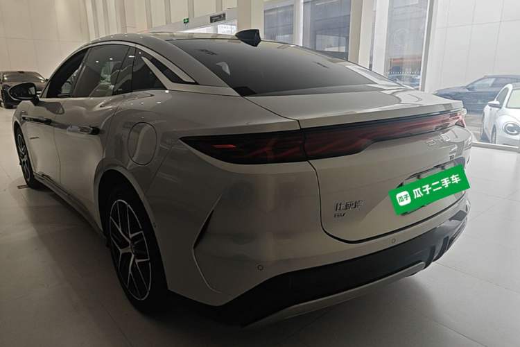 Used BYD Han L 2025 EV Four-Wheel Drive LiDAR Flagship Model Rear Left 45 Deg
