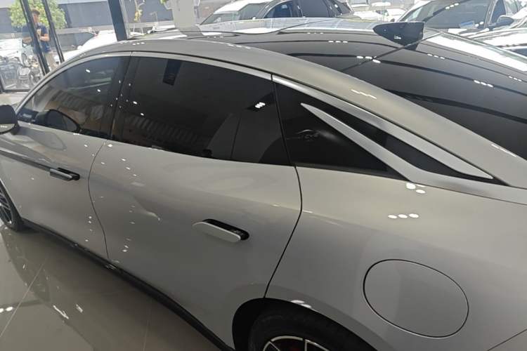 Used BYD Han L 2025 EV Four-Wheel Drive LiDAR Flagship Model Rear Left 45 Deg