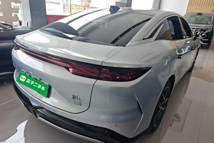 Used BYD Han L 2025 EV Four-Wheel Drive LiDAR Flagship Model Rear Right 45 Deg
