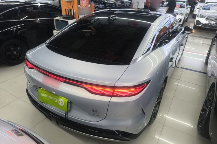 Used BYD Han L 2025 EV Four-Wheel Drive LiDAR Flagship Model Rear Right 45 Deg