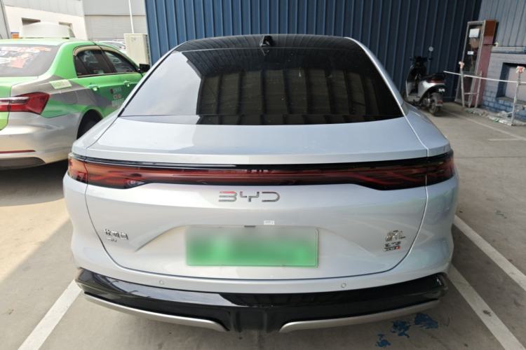 Used BYD Han L 2025 EV Four-Wheel Drive LiDAR Flagship Model Rear