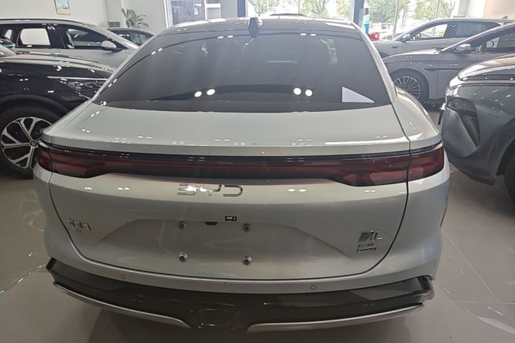 Used BYD Han L 2025 EV Four-Wheel Drive LiDAR Flagship Model Rear