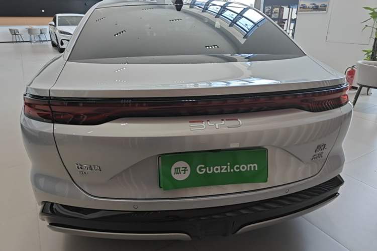 Used BYD Han L 2025 EV Four-Wheel Drive LiDAR Flagship Model Rear