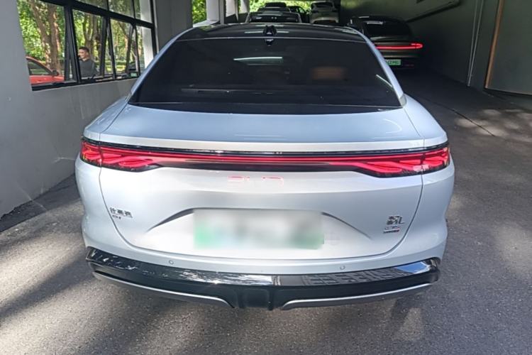 Used BYD Han L 2025 EV Four-Wheel Drive LiDAR Flagship Model Rear