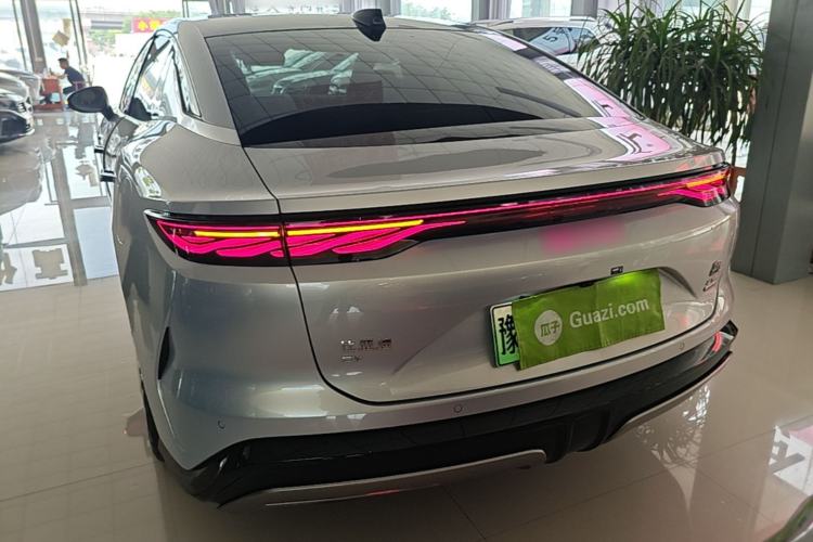 Used BYD Han L 2025 EV Four-Wheel Drive LiDAR Flagship Model Rear
