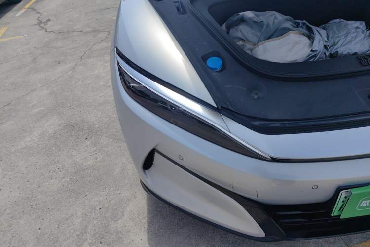 Used BYD Han L 2025 EV 701 km LiDAR Flagship Edition Right Front Headlight