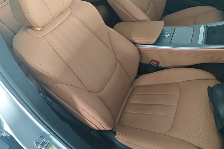 Used BYD Han L 2025 EV Four-Wheel Drive LiDAR Flagship Model Right Front Seat