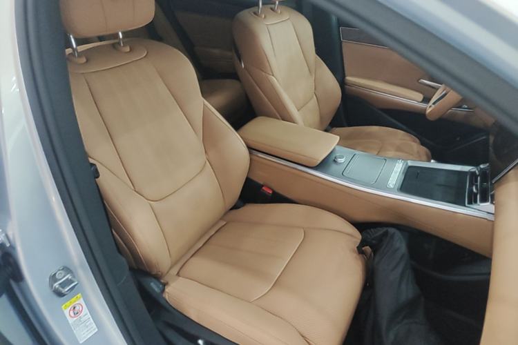 Used BYD Han L 2025 EV Four-Wheel Drive LiDAR Flagship Model Right Front Seat