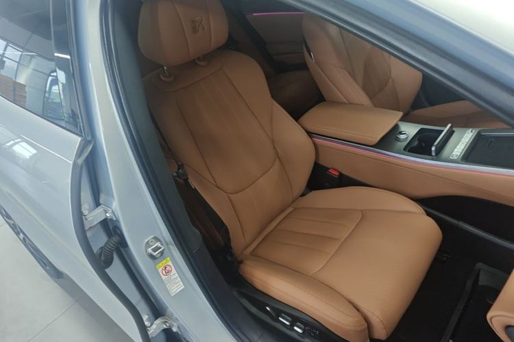 Used BYD Han L 2025 EV Four-Wheel Drive LiDAR Flagship Model Right Front Seat
