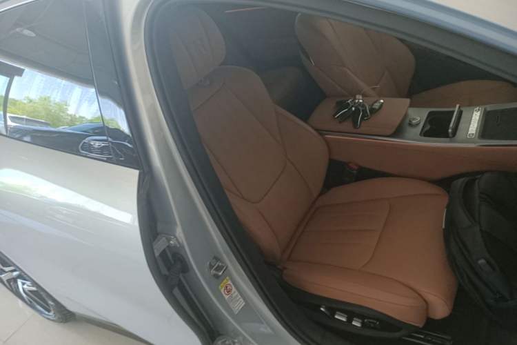 Used BYD Han L 2025 EV Four-Wheel Drive LiDAR Flagship Model Right Front Seat