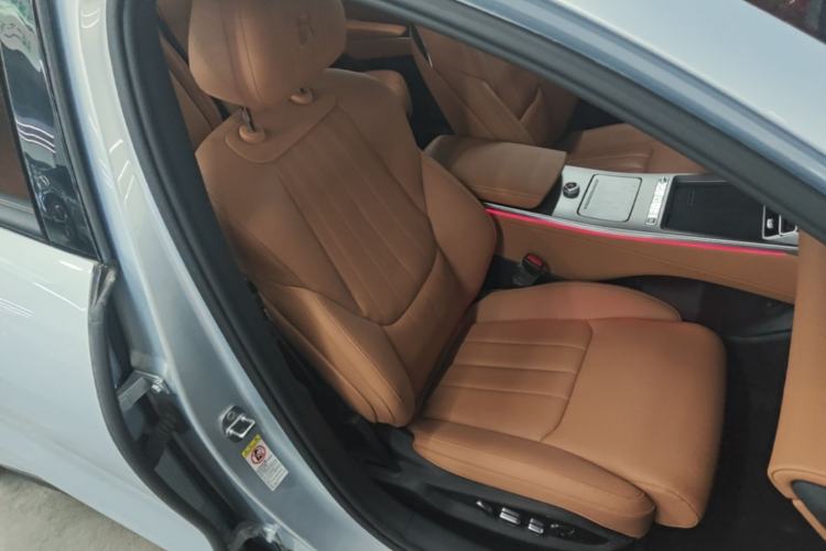 Used BYD Han L 2025 EV Four-Wheel Drive LiDAR Flagship Model Right Front Seat