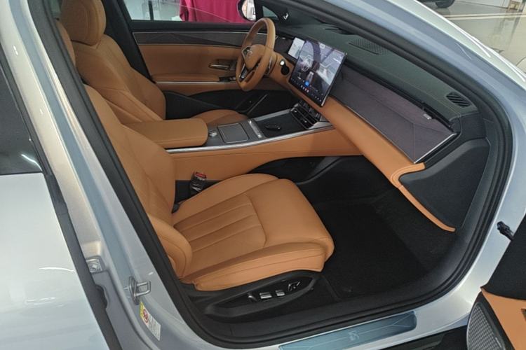 Used BYD Han L 2025 DM-i 200km LiDAR Flagship Model Right Front Seat