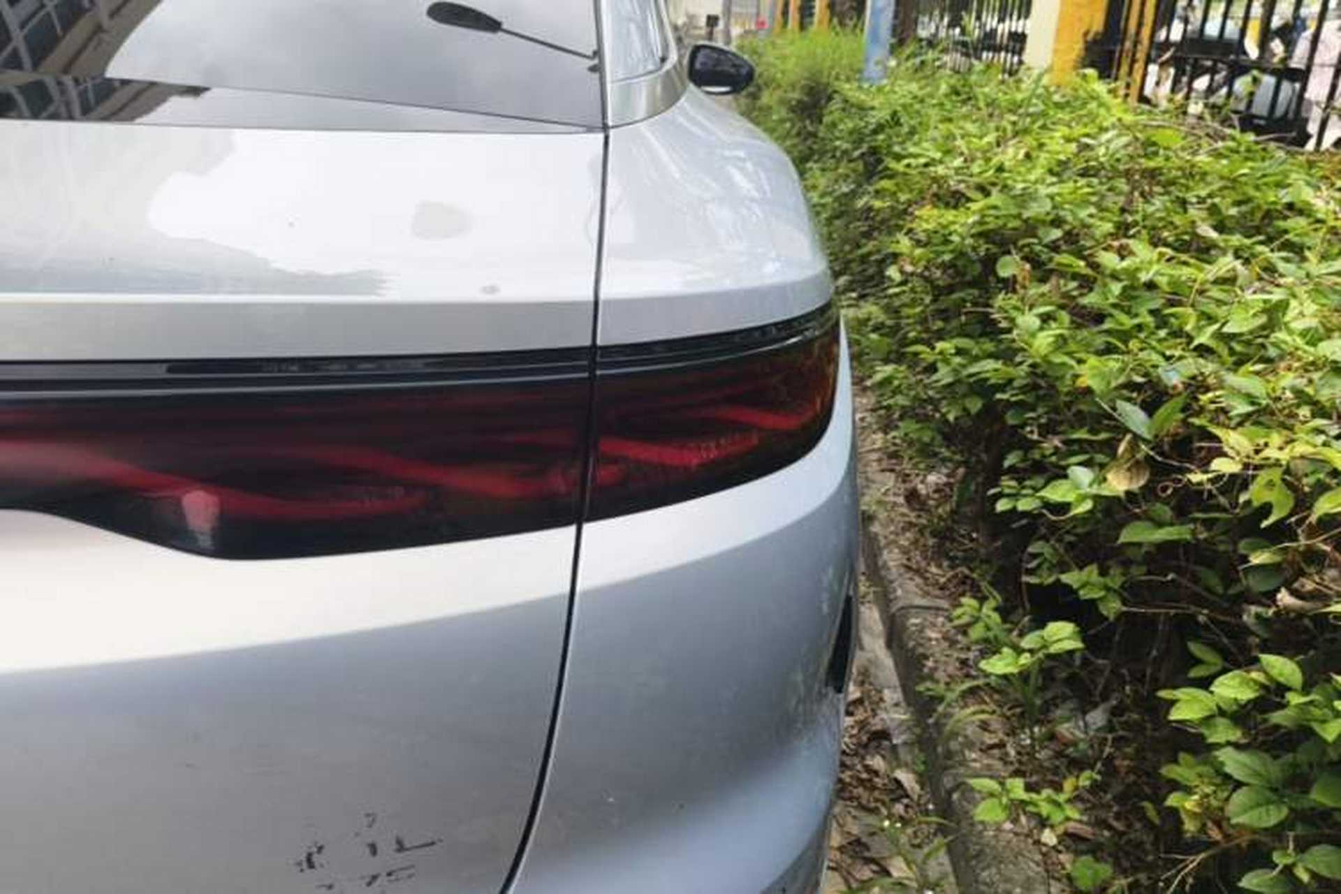 Used BYD Han L 2025 EV Four-Wheel Drive LiDAR Flagship Model Right Rear Taillight