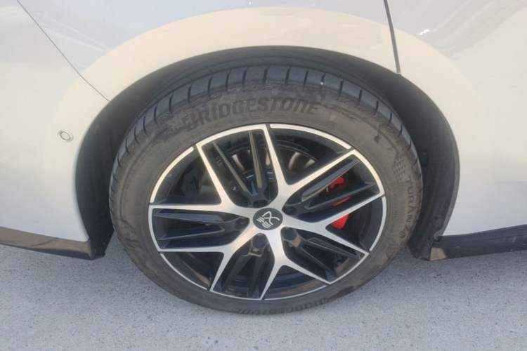 Used BYD Han L 2025 EV Four-Wheel Drive LiDAR Flagship Model Right Rear Wheel Hub