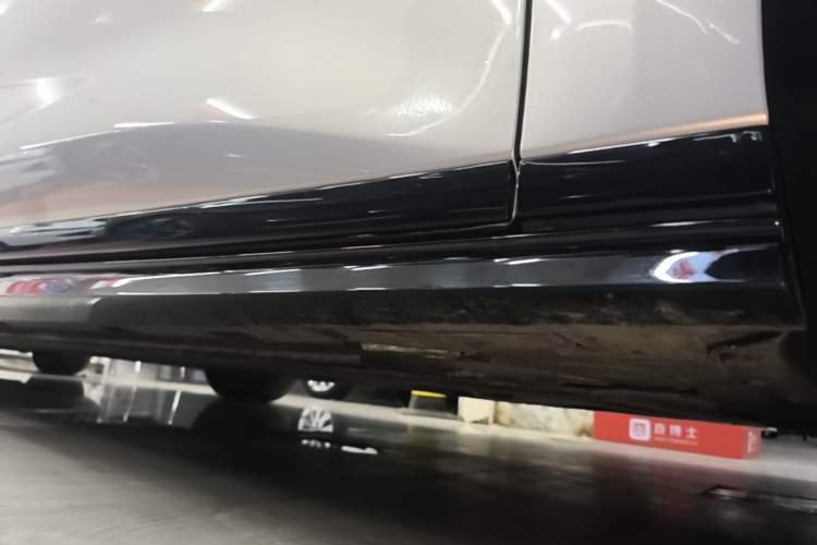Used BYD Han L 2025 EV Four-Wheel Drive LiDAR Flagship Model Right Side Sill