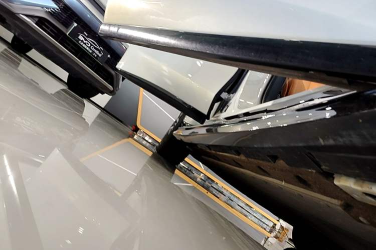Used BYD Han L 2025 EV Four-Wheel Drive LiDAR Flagship Model Right Side Sill