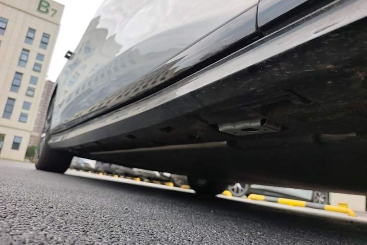 Used BYD Han L 2025 EV Four-Wheel Drive LiDAR Flagship Model Right Side Sill