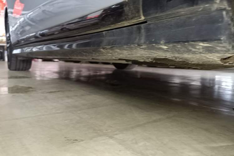 Used BYD Han L 2025 EV Four-Wheel Drive LiDAR Flagship Model Right Side Sill