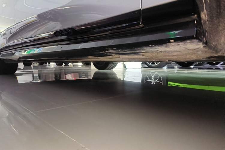 Used BYD Han L 2025 EV Four-Wheel Drive LiDAR Flagship Model Right Side Sill