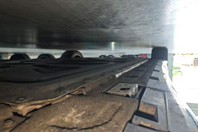 Used BYD Han L 2025 EV 701KM LiDAR Deluxe Edition Right Side Sill