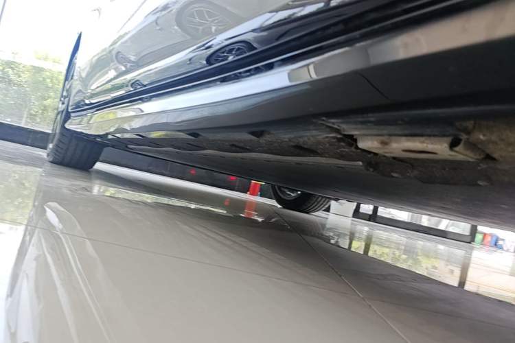 Used BYD Han L 2025 EV Four-Wheel Drive LiDAR Flagship Model Right Side Sill